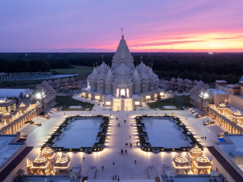BAPS Swaminarayan Akshardham Robinsville